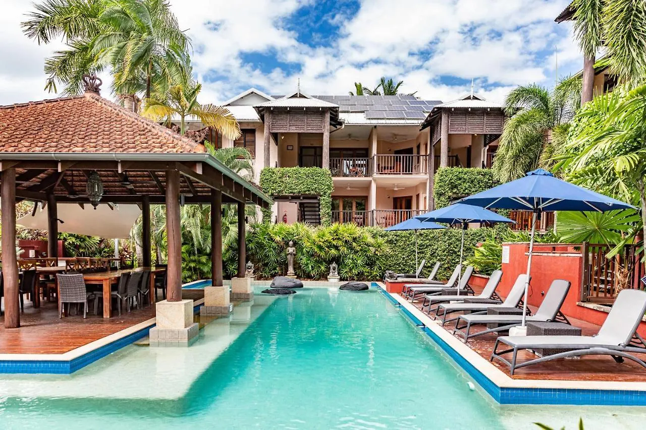 ****  Hibiscus Resort & Spa - Official Onsite Reception & Check In Port Douglas Australia