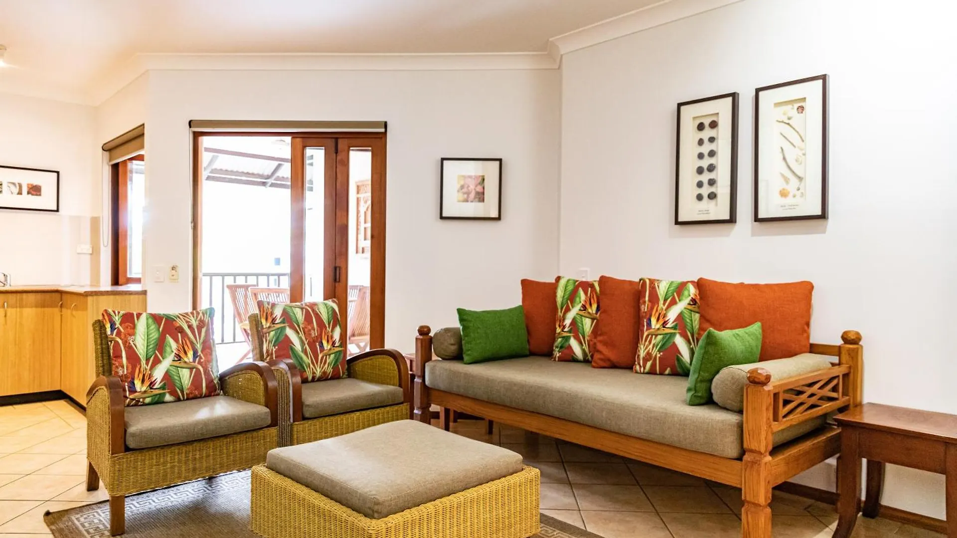 Hibiscus Resort & Spa - Official Onsite Reception & Check In Port Douglas