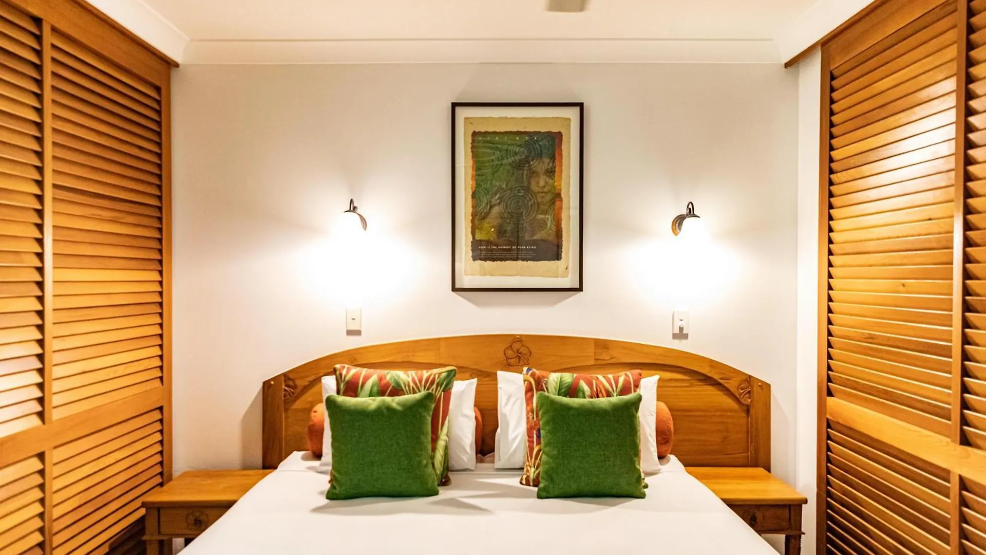 Hibiscus Resort & Spa - Official Onsite Reception & Check In Port Douglas