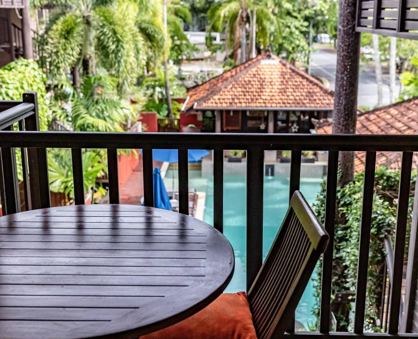 ****  Hibiscus Resort & Spa - Official Onsite Reception & Check In Port Douglas Australia