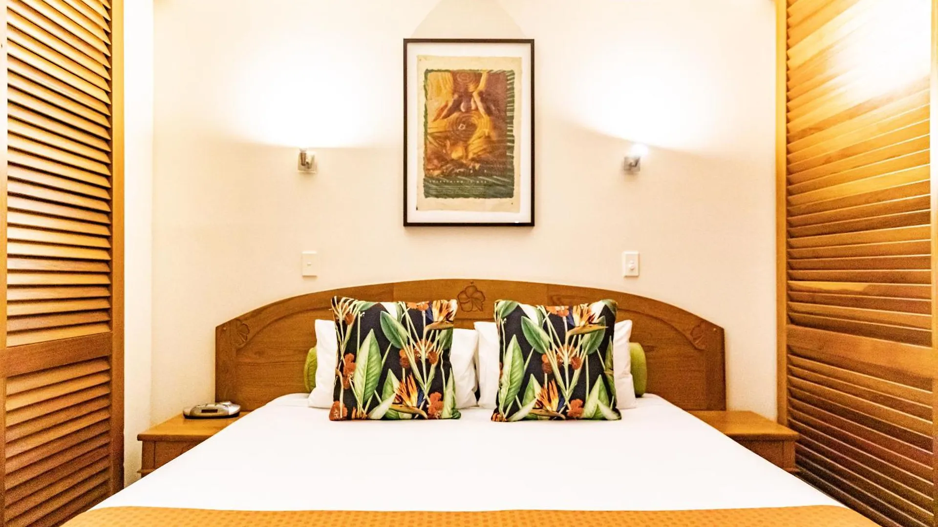 Hibiscus Resort & Spa - Official Onsite Reception & Check In Port Douglas