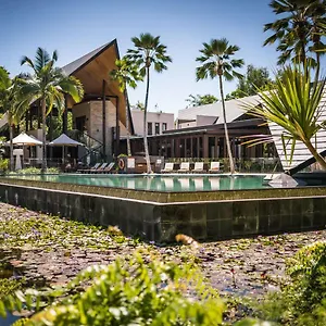 Niramaya And ***** Port Douglas