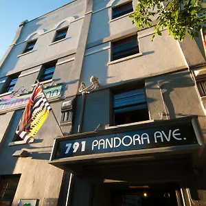 https://ocean-island-inn-backpackers-suites.hotels-victoria.net