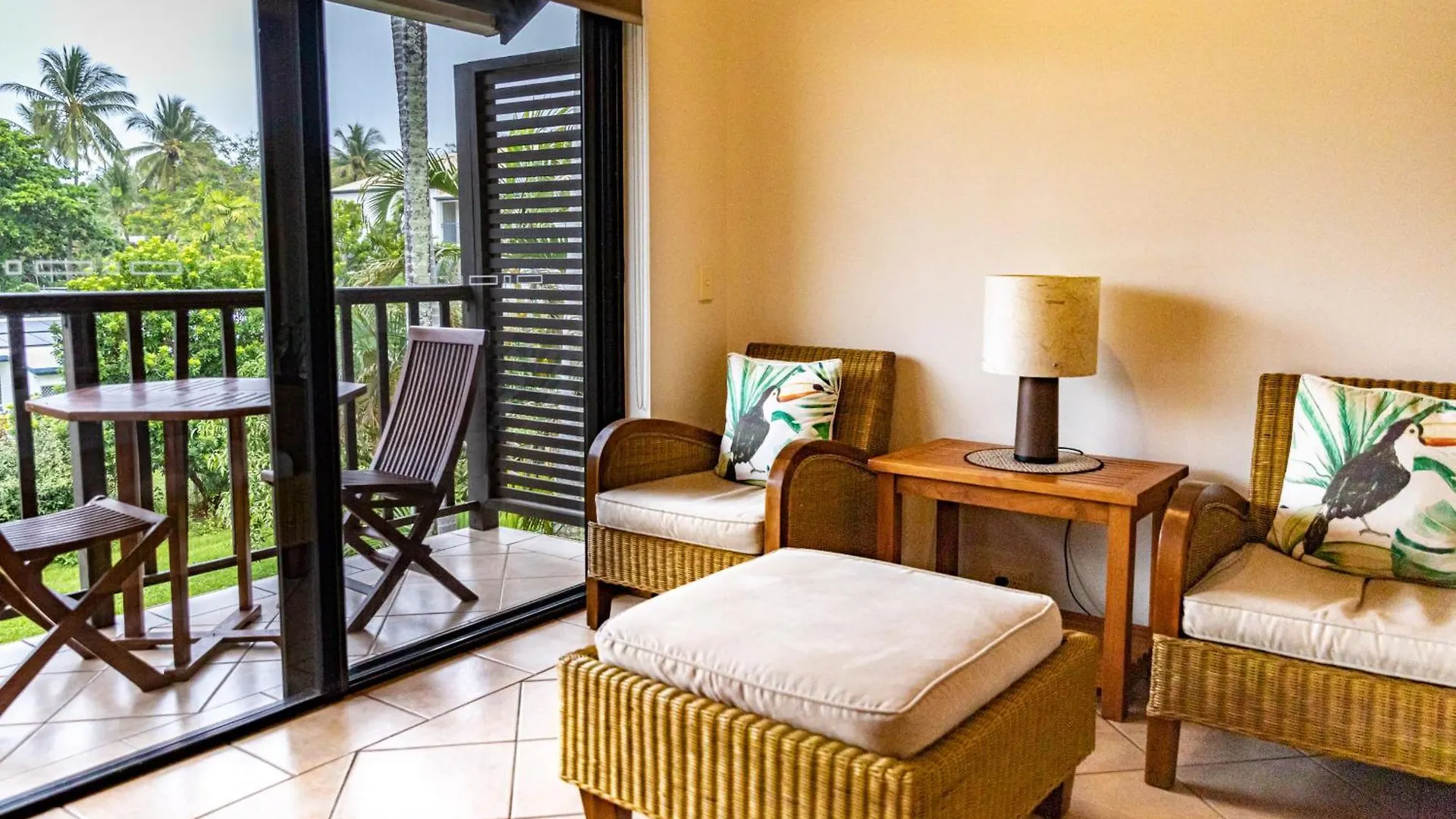 Hibiscus Resort & Spa - Official Onsite Reception & Check In Port Douglas